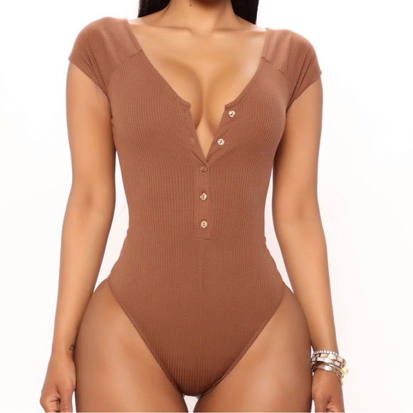Fashion Nova Tops - Light brown short sleeve bodysuit
